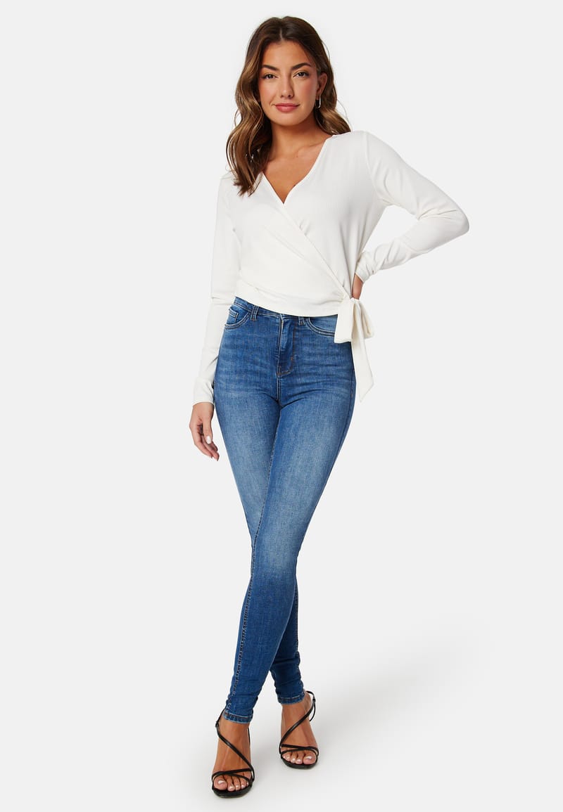 BUBBLEROOM Karla wrap top