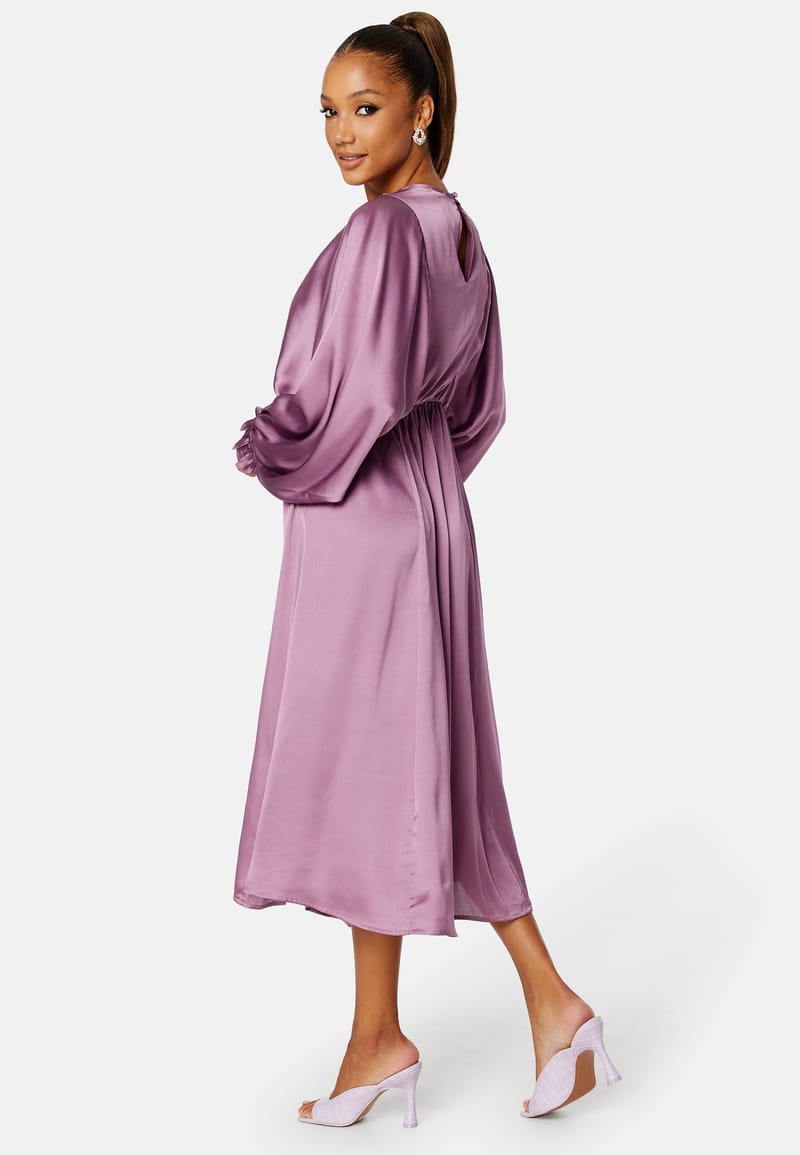 Bubbleroom Occasion Khrista Satin Dress