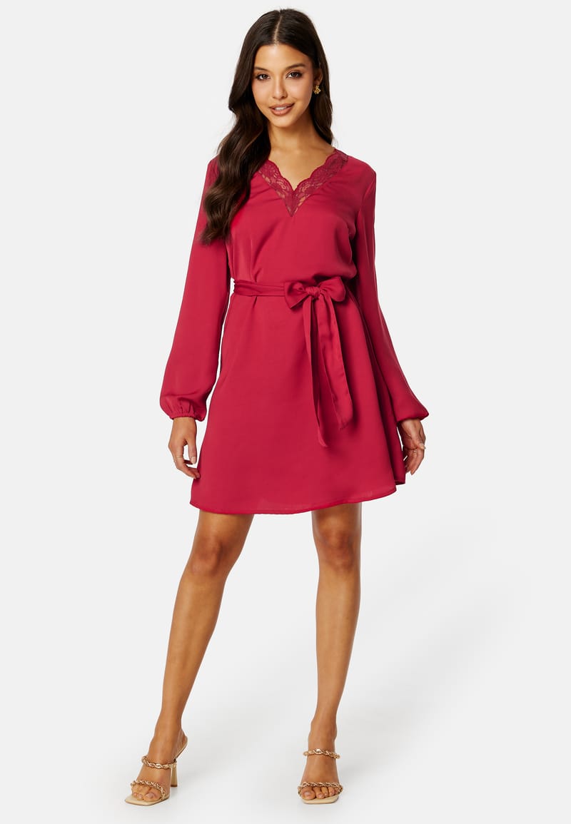 BUBBLEROOM Vallie lace dress