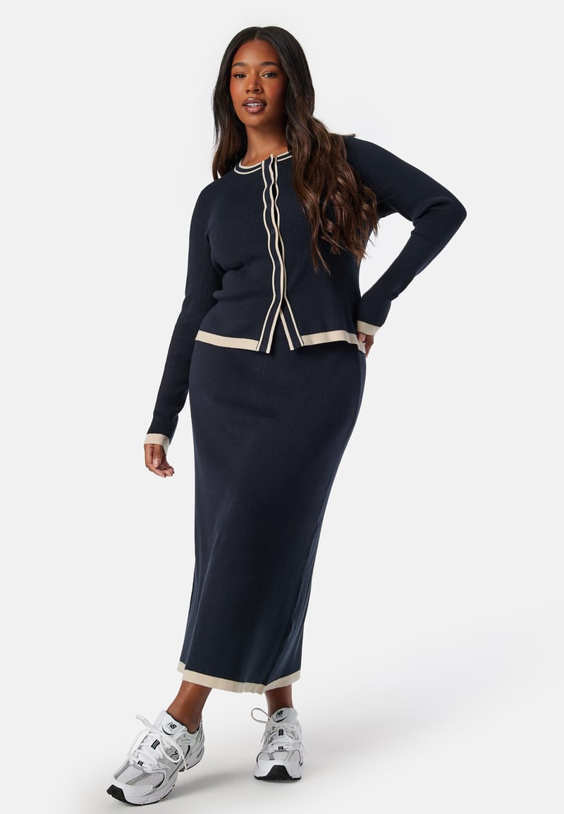 Happy Holly Contrast Knitted Midi Skirt