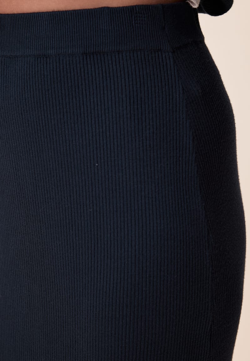 Happy Holly Contrast Knitted Midi Skirt