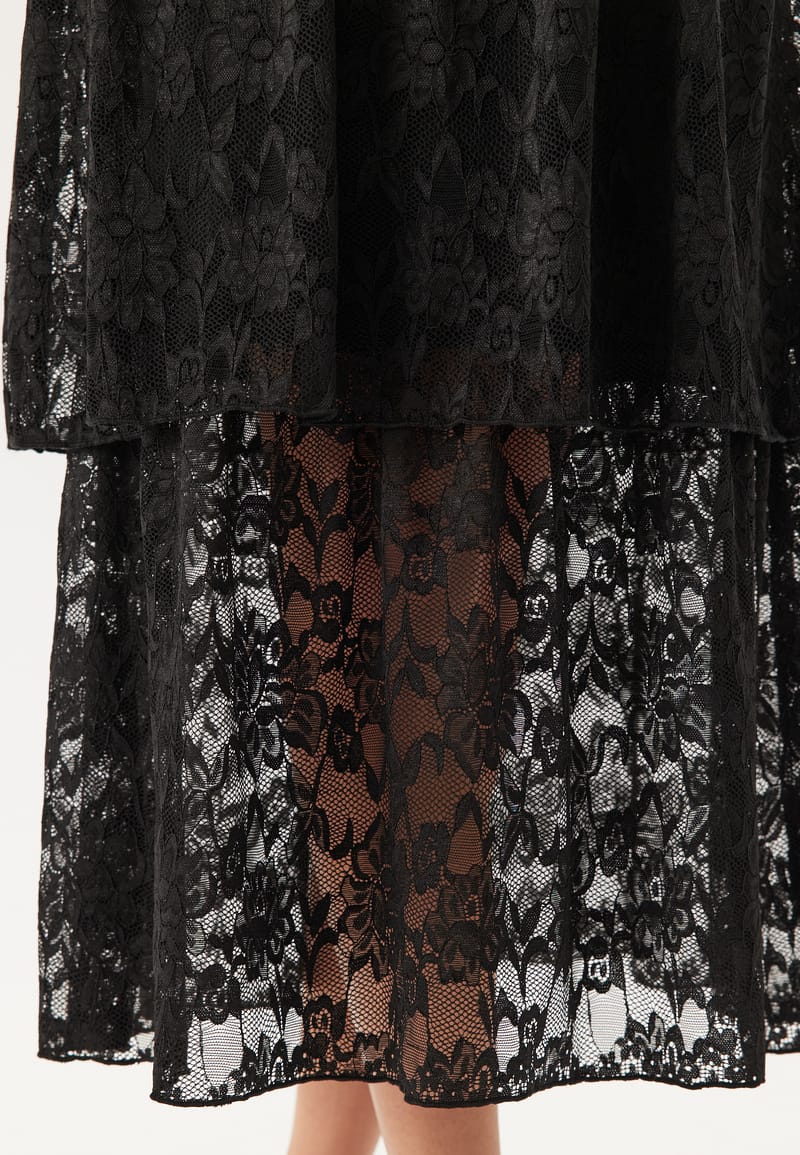 Happy Holly Lace Long Dress