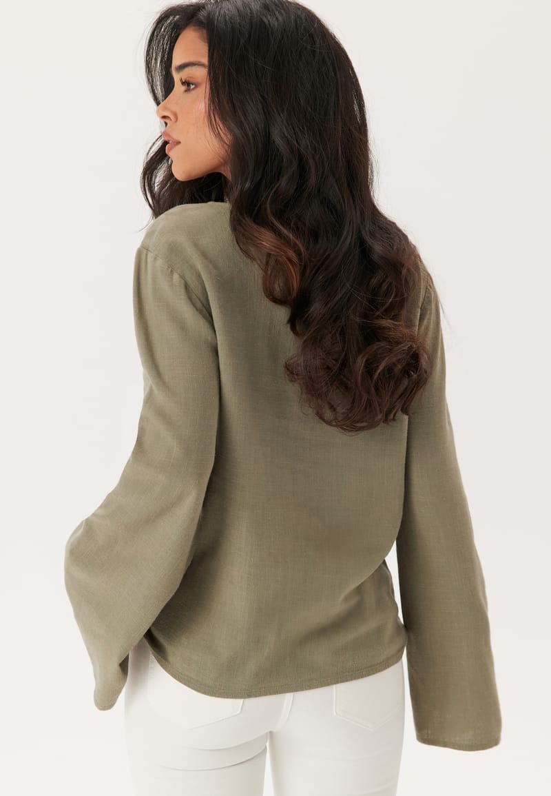Happy Holly Linen Wide Sleeve Blouse