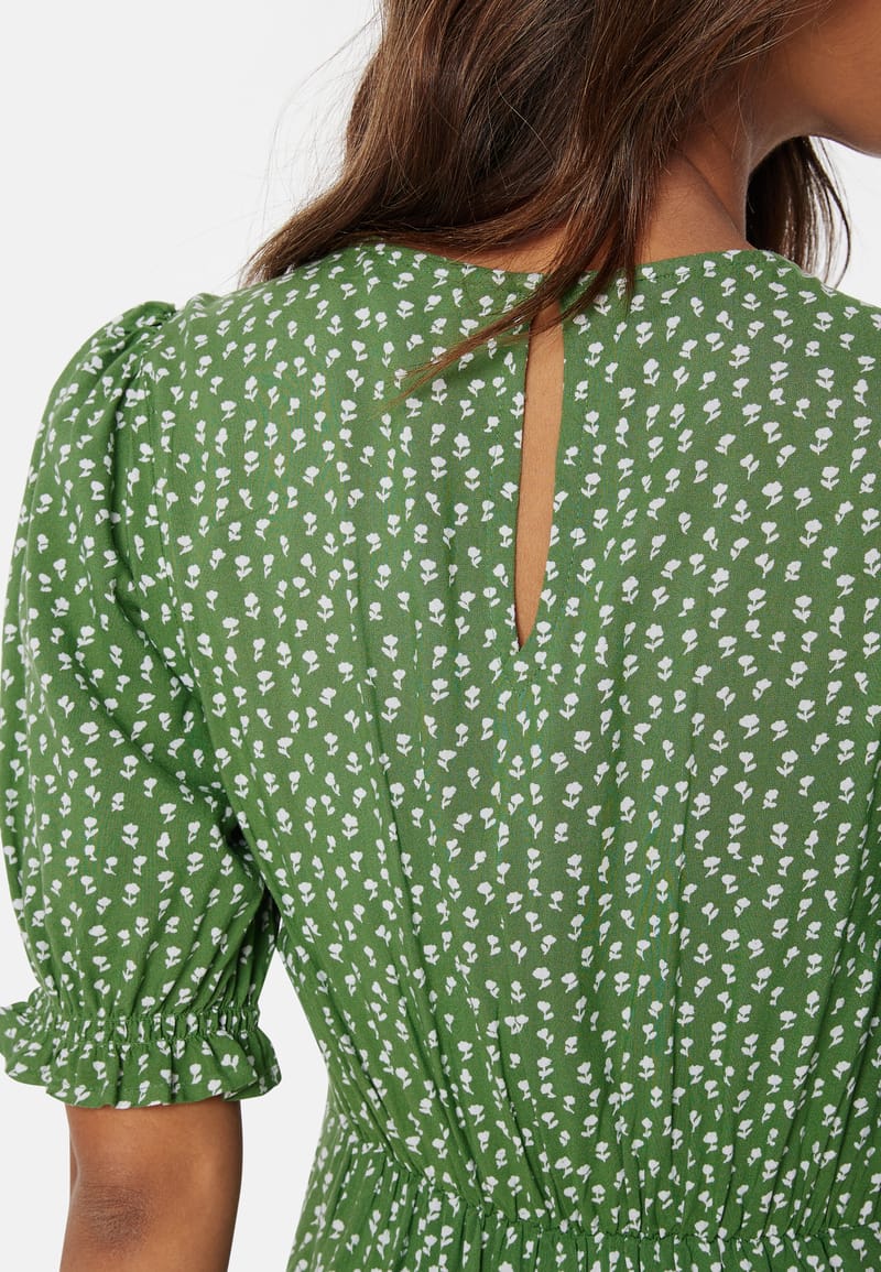 Happy Holly Puff Sleeve Viscose Midi Dress