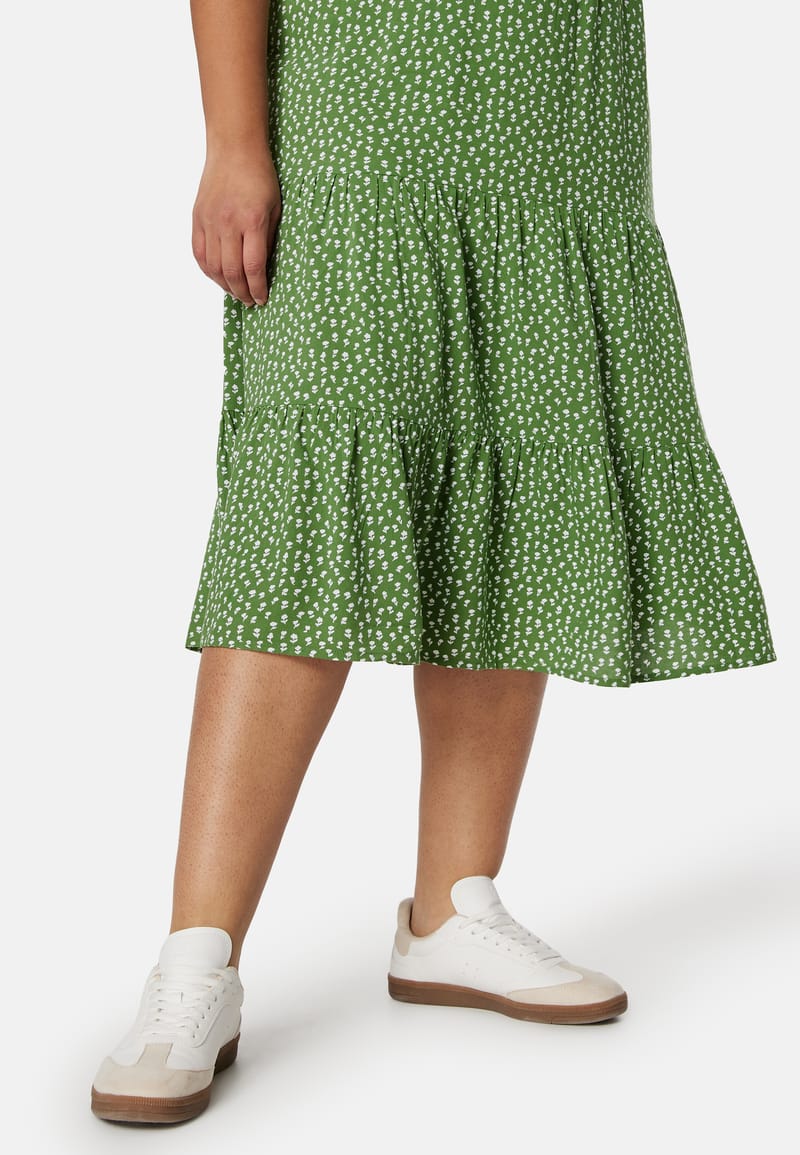 Happy Holly Puff Sleeve Viscose Midi Dress