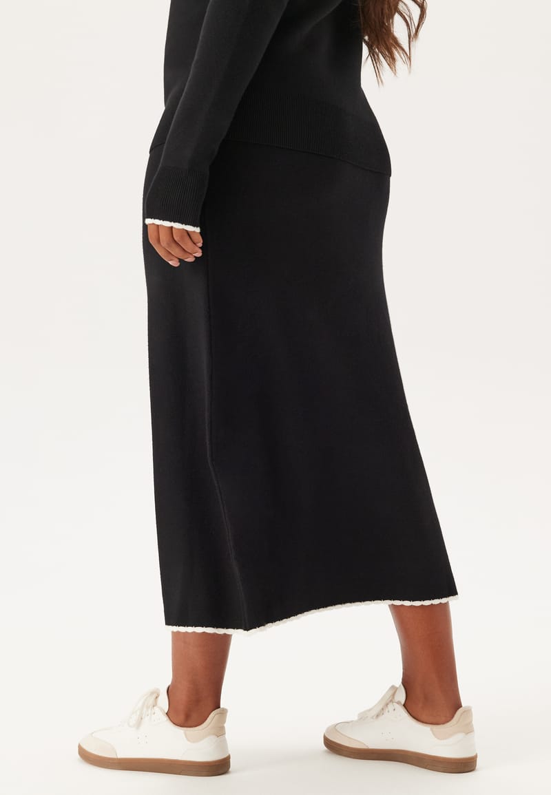 Happy Holly Viscose Contrast Knitted Skirt