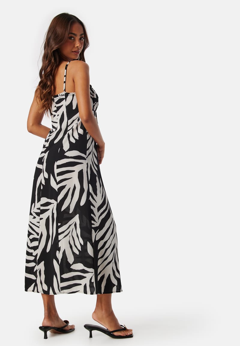 ONLY Onlnova life lux alexa long dress