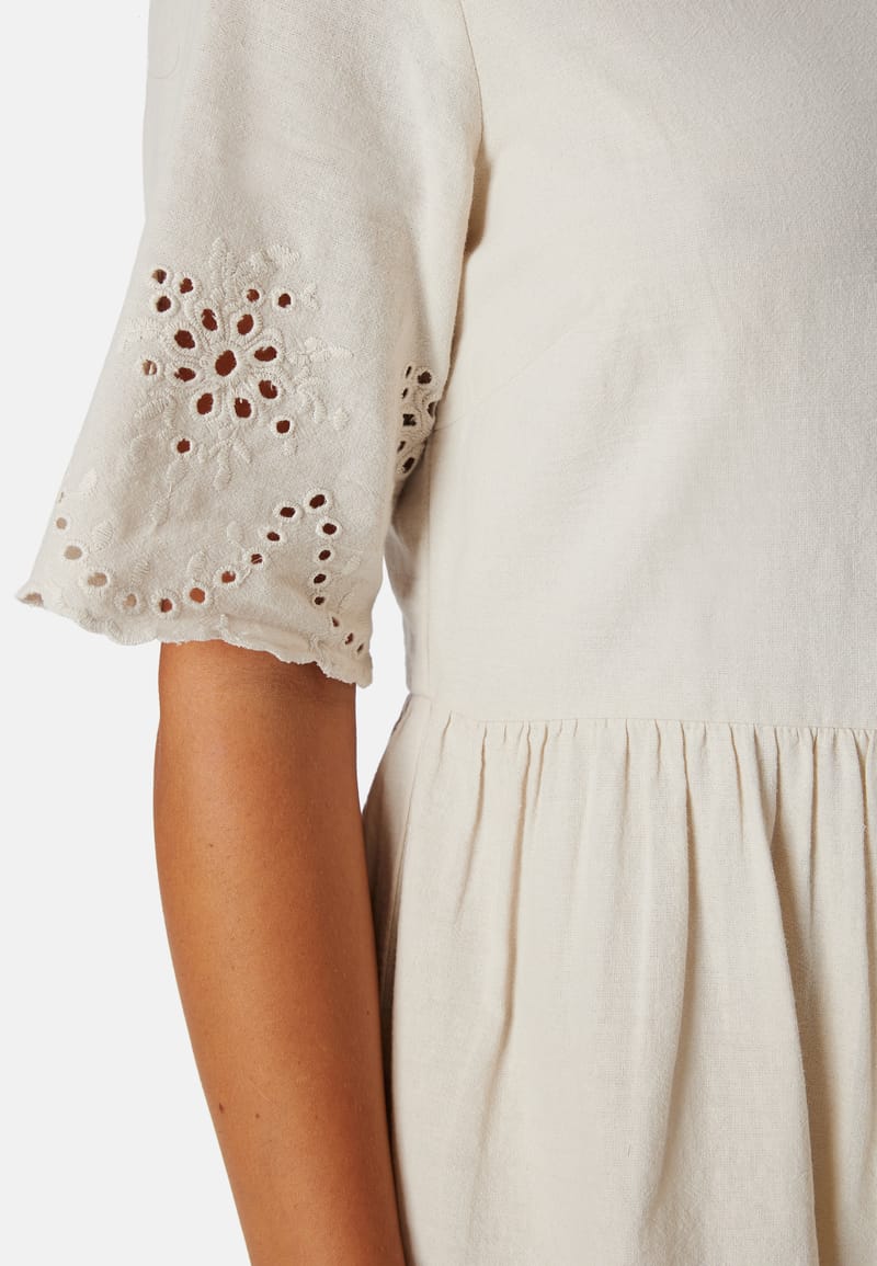 Pieces Pcalmina Embroidery Dress