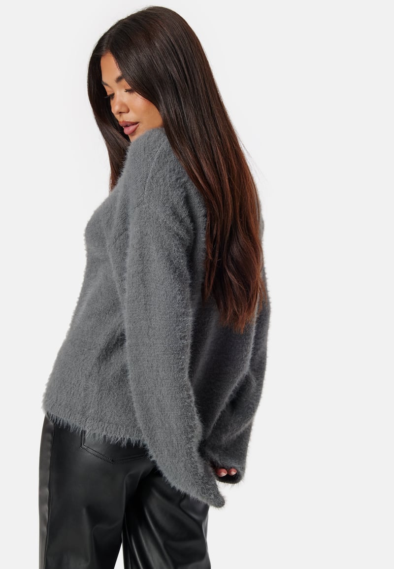 BUBBLEROOM Fluffy Knitted Sweater