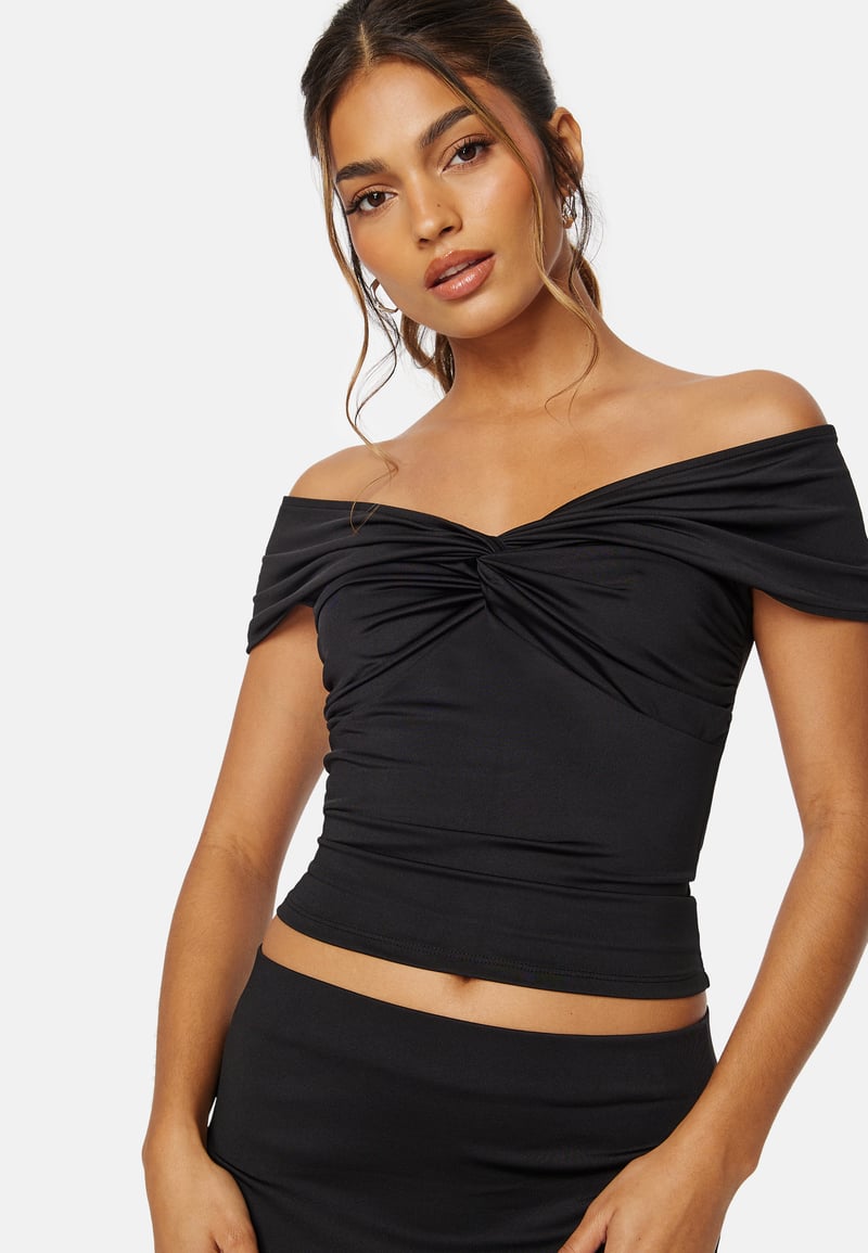BUBBLEROOM Danielle Off Shoulder top  