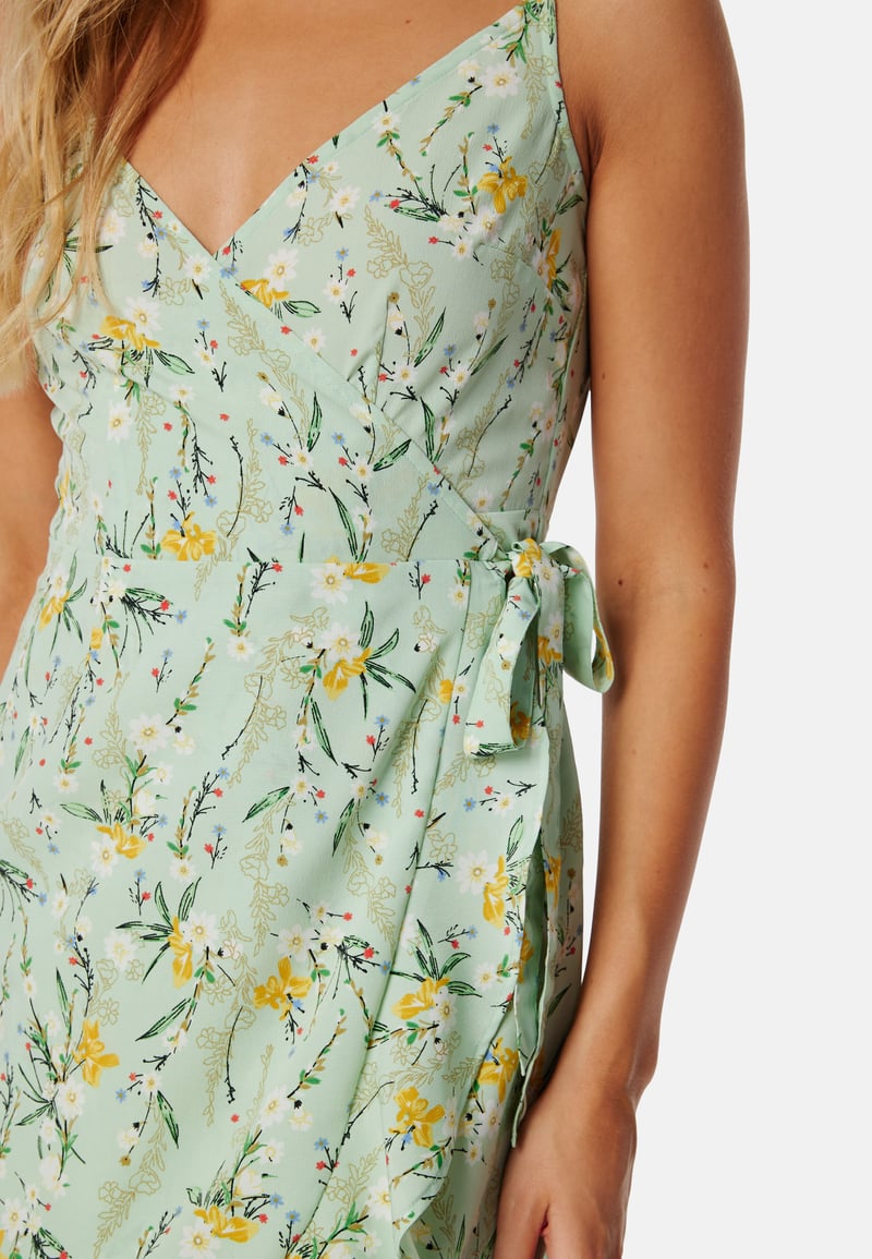 BUBBLEROOM Flounce Short Strap Dress