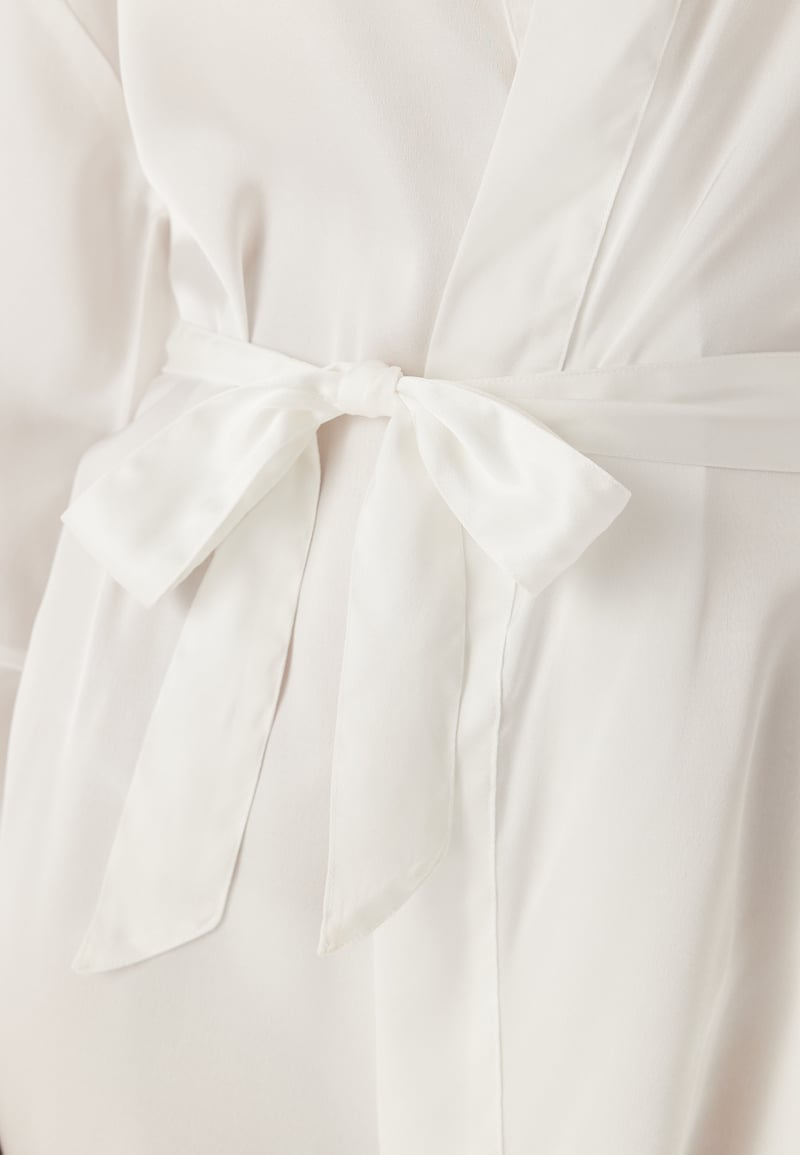 BUBBLEROOM Frill Bride Robe 