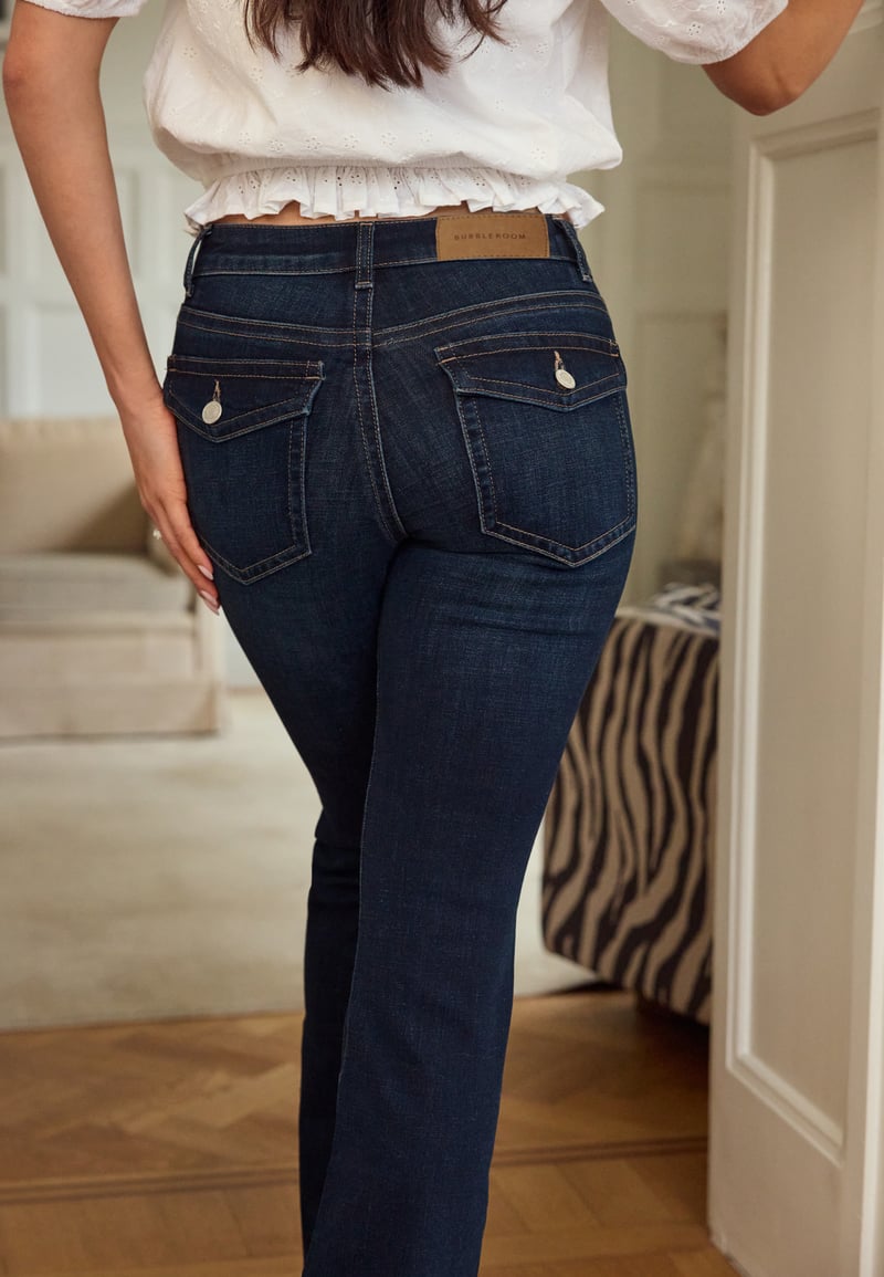 BUBBLEROOM Low Bootcut Flap Jeans