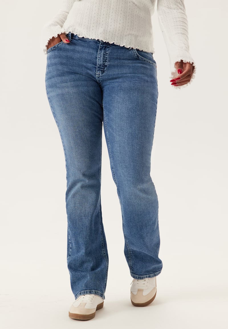 BUBBLEROOM Low Bootcut Flap Jeans