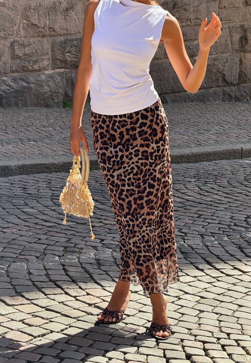 BUBBLEROOM Mesh Midi Skirt