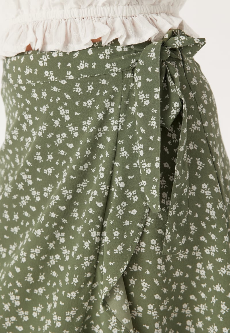BUBBLEROOM Midi Wrap Skirt