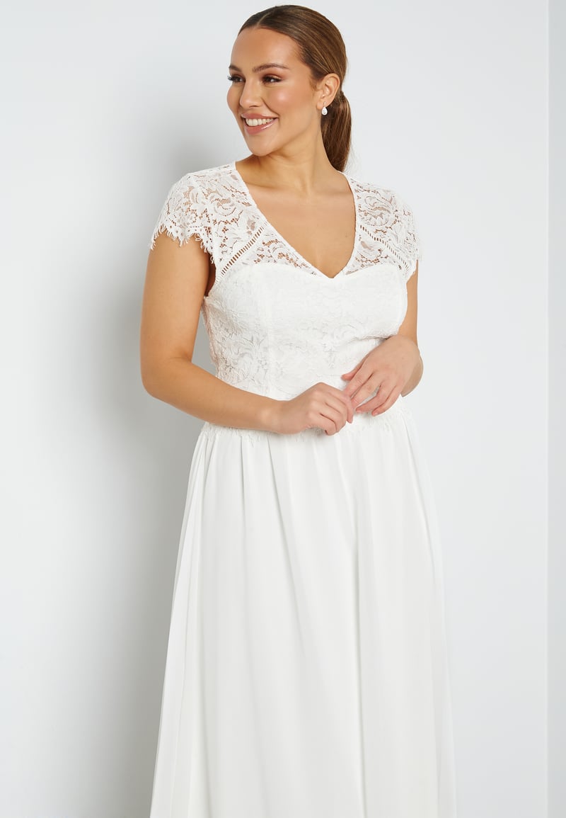 Bubbleroom Occasion Open Back Lace Gown