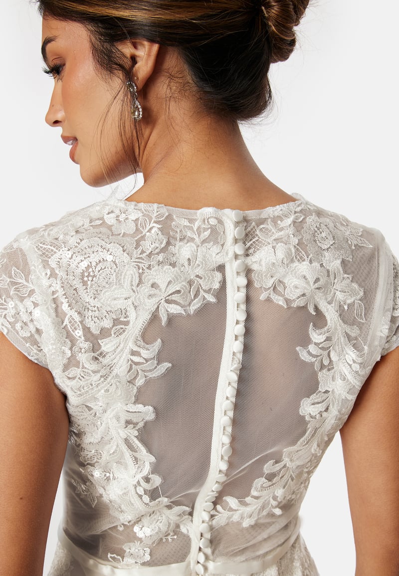 Bubbleroom Occasion Slit Lace Wedding Gown