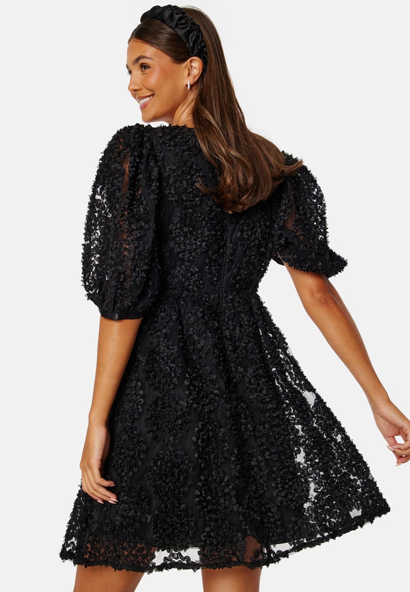 Bubbleroom Occasion 3D Puff Sleeve Dress
