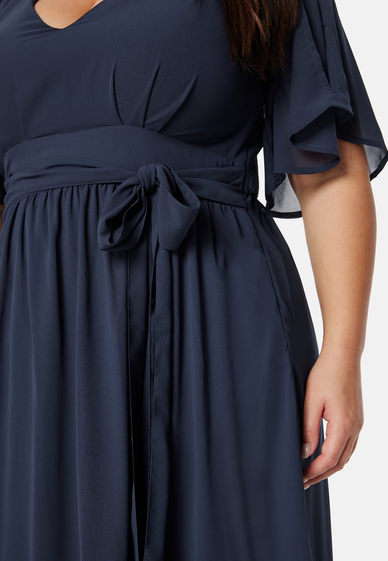 Bubbleroom Occasion Butterfly Sleeve Midi Dress