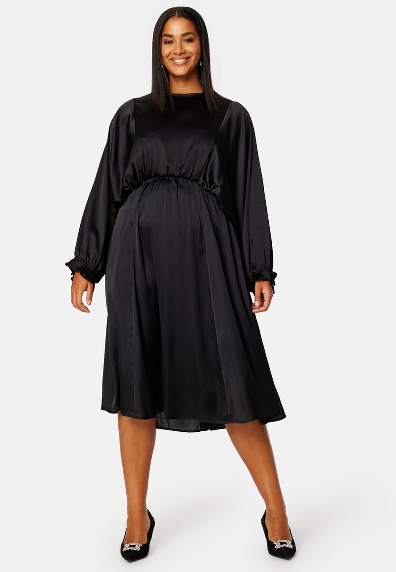 Bubbleroom Occasion Khrista Satin Dress