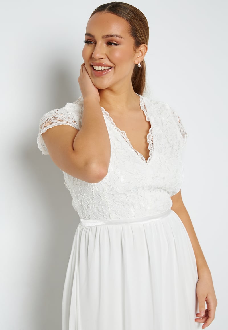 Bubbleroom Occasion Maybelle wedding gown