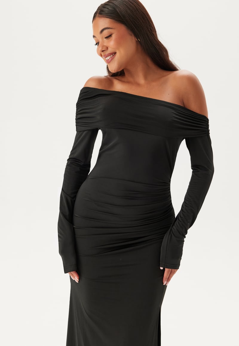 Bubbleroom Occasion Asymmetric Off Shoulder Soft Gown