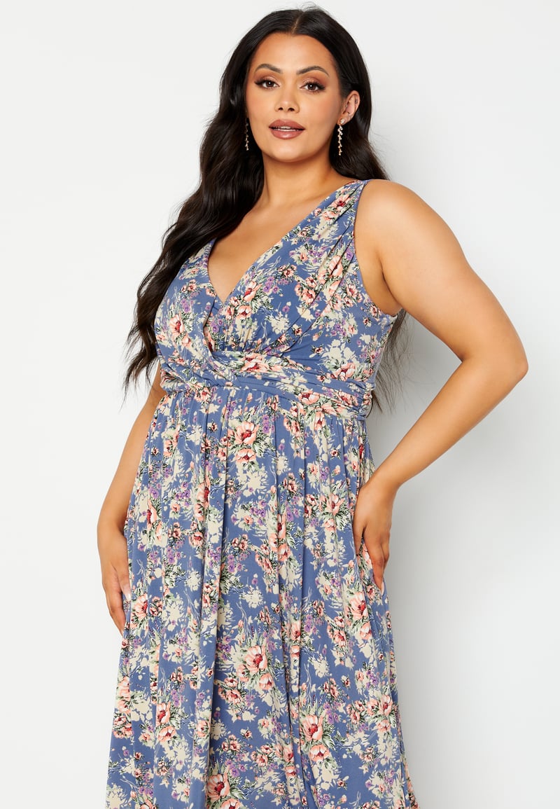 Bubbleroom Occasion Draped Soft Midi Dress