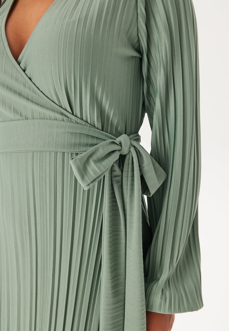 BUBBLEROOM  Pleated Wrap Dress
