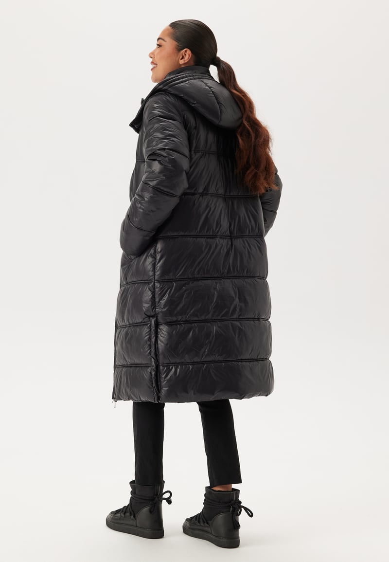 BUBBLEROOM Semi Shiny Long Padded Jacket