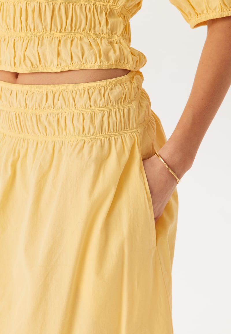 BUBBLEROOM Smock Waist Maxi Skirt