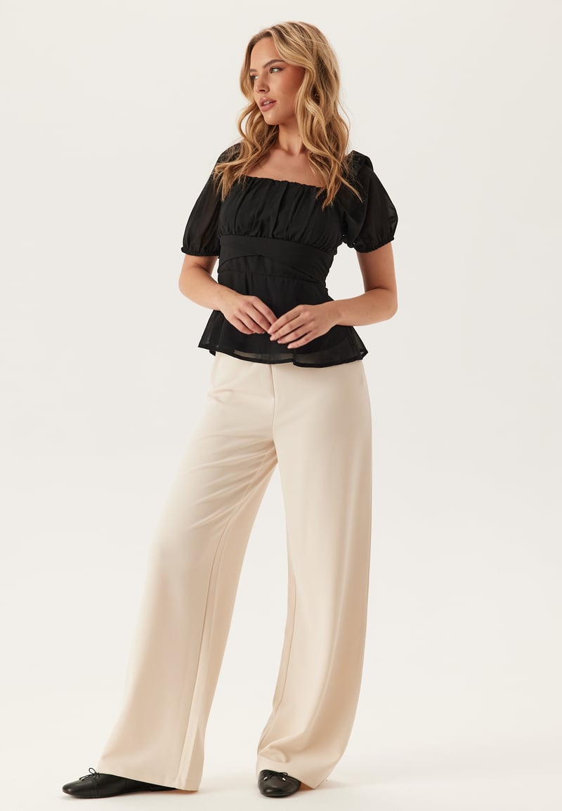 BUBBLEROOM Square Neck S/S Georgette Blouse