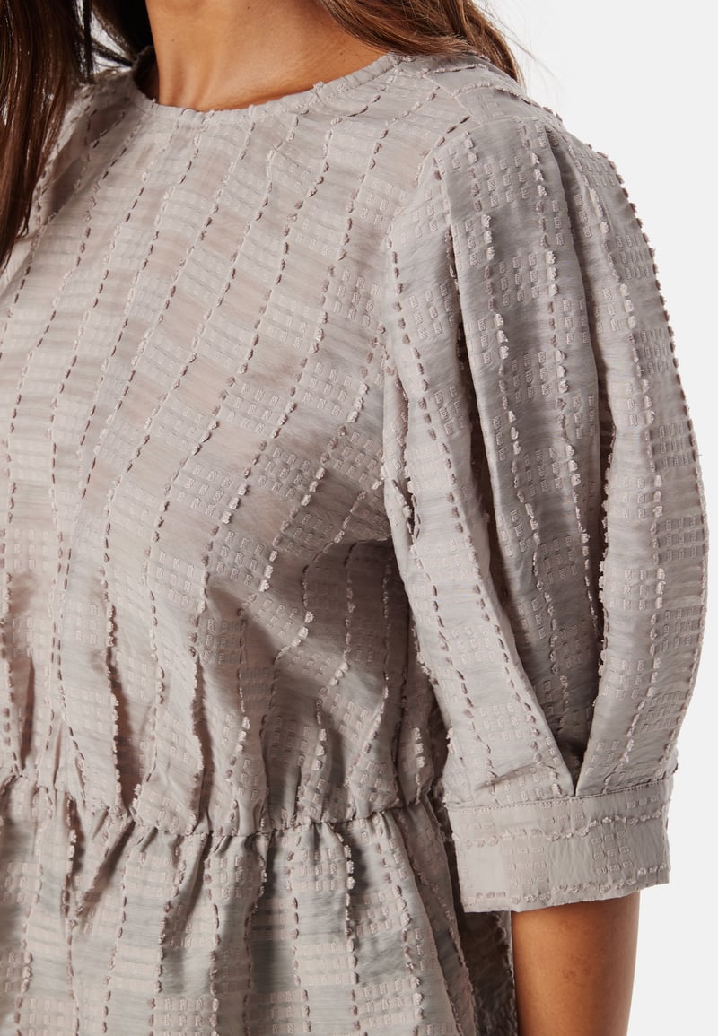 BUBBLEROOM Structured Blouse