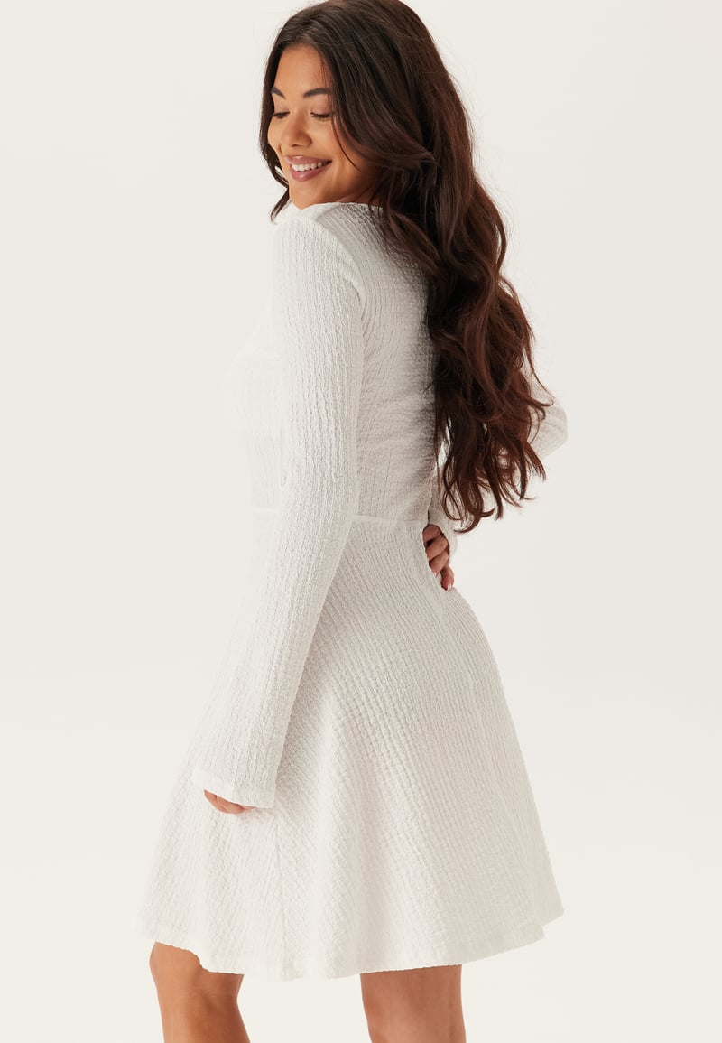 BUBBLEROOM Structured V-neck Skater Dress