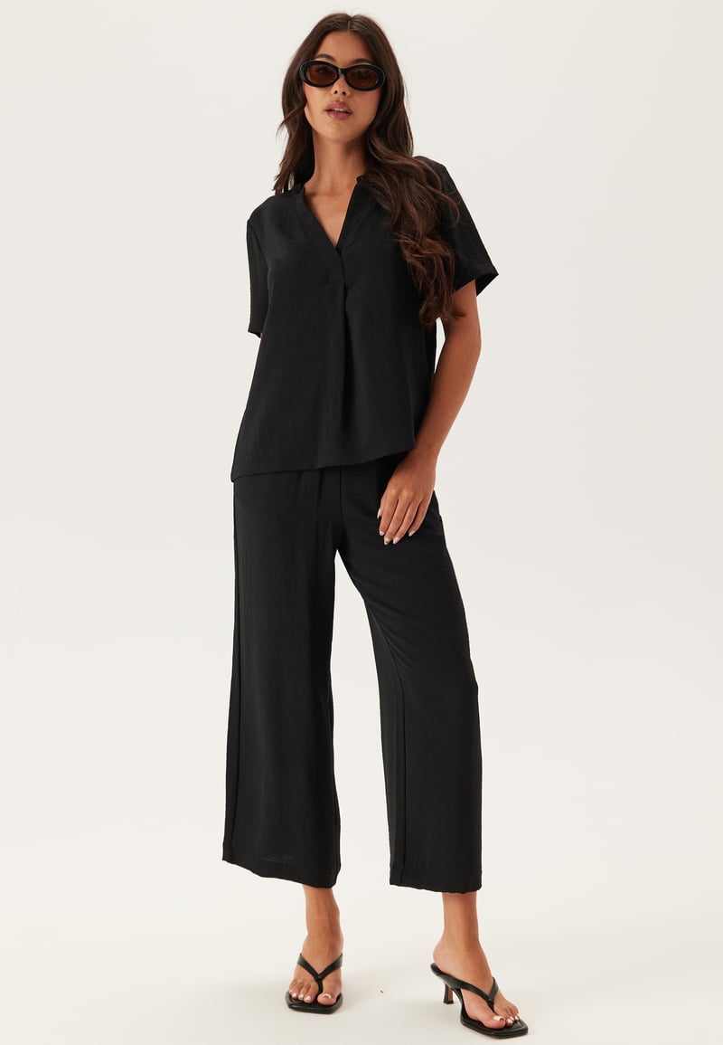 BUBBLEROOM V-neck Blouse
