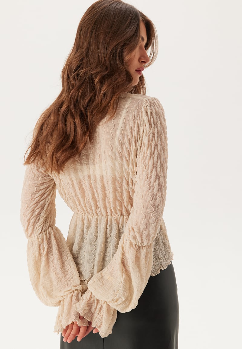 BUBBLEROOM V-Neck Flounce Blouse