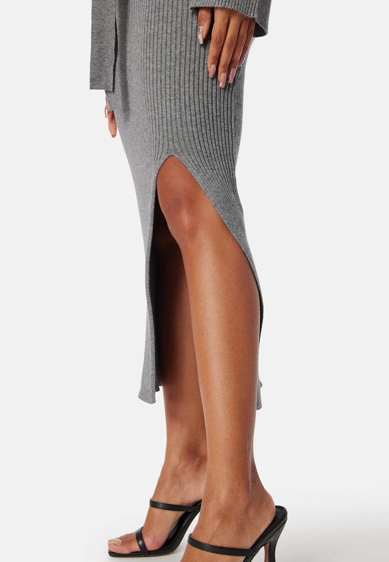 BUBBLEROOM Slit Knitted Midi Dress