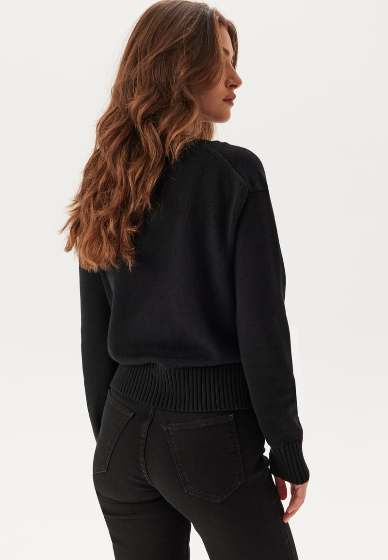Calvin Klein Jeans Ck Embro Badge V-neck Sweater
