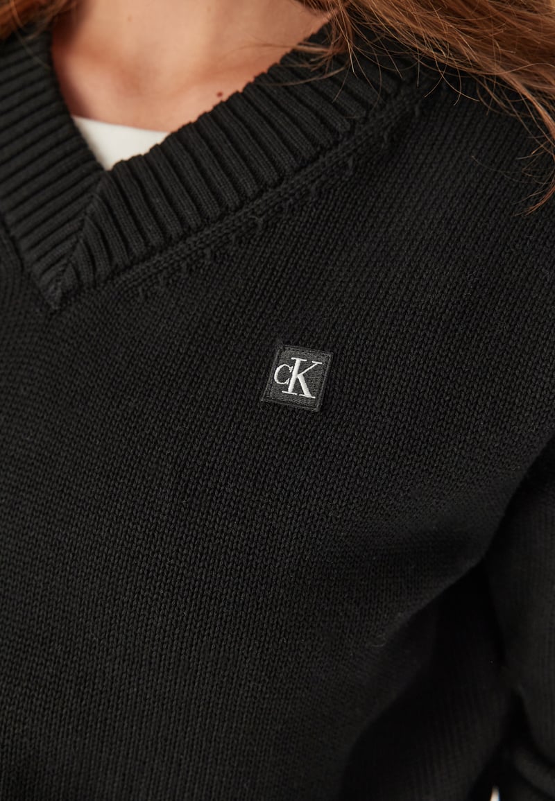 Calvin Klein Jeans Ck Embro Badge V-neck Sweater
