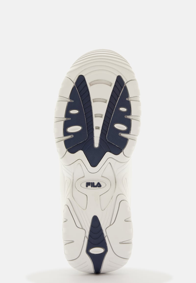 FILA Strada Low