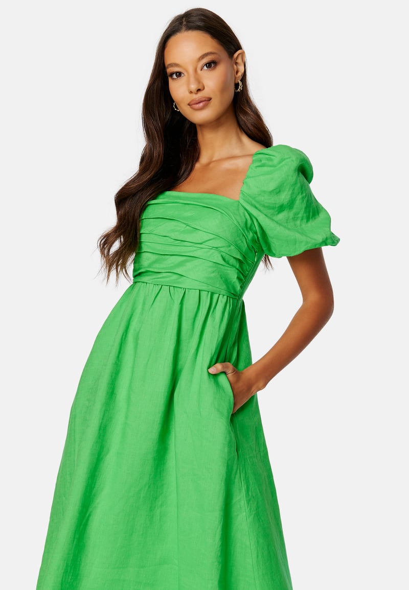 FOREVER NEW Dream Ruched Bodice Midi Dress