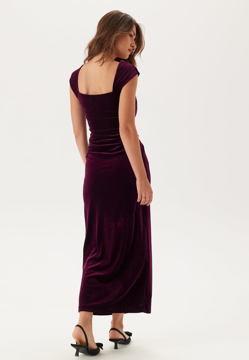 FOREVER NEW Lara Cap Sleeve Velvet Gown