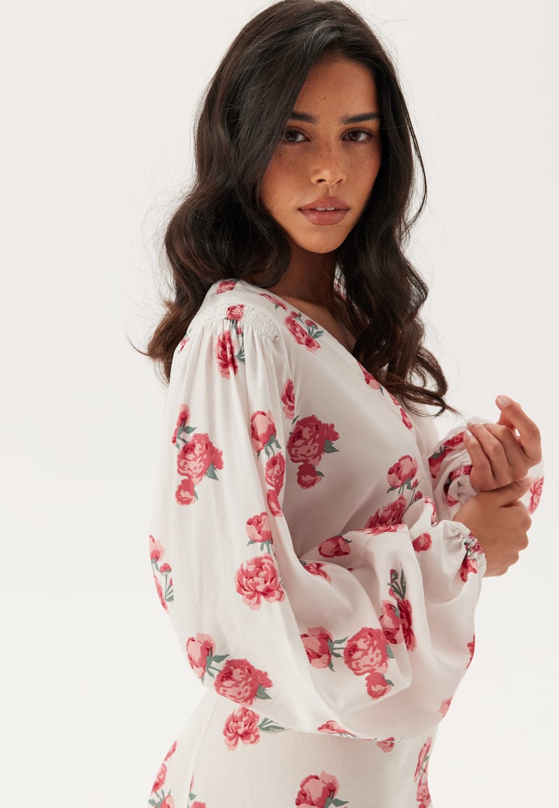 Happy Holly Balloon Sleeve Dress