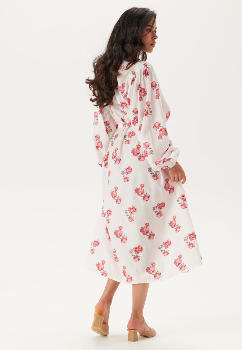 Happy Holly Balloon Sleeve Dress