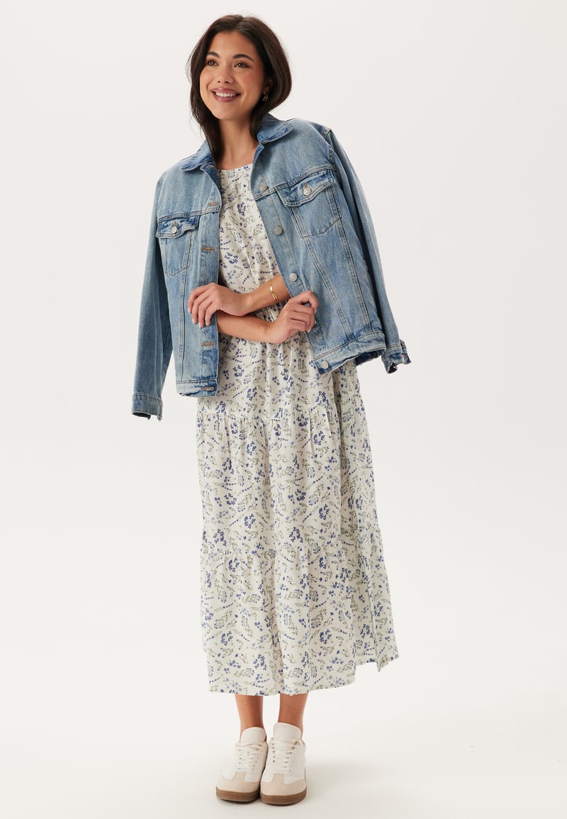 Happy Holly Butterfly Sleeve Viscose Midi Dress