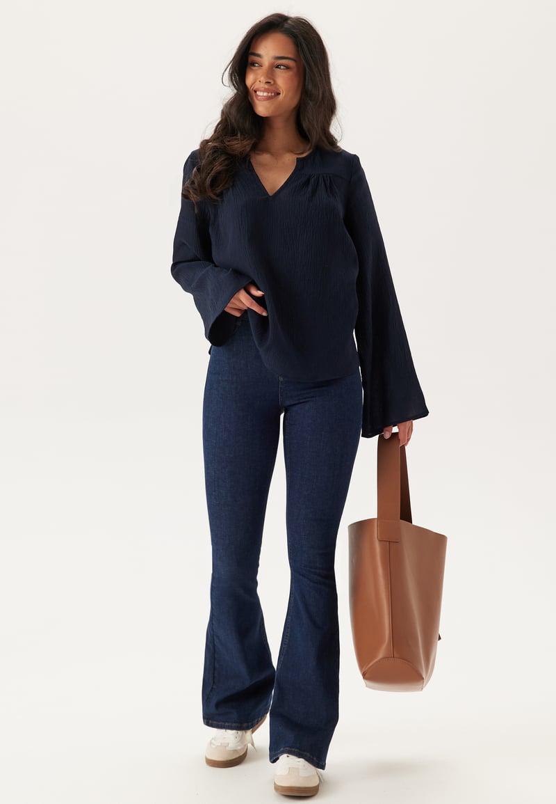 Happy Holly Crinkle Blouse