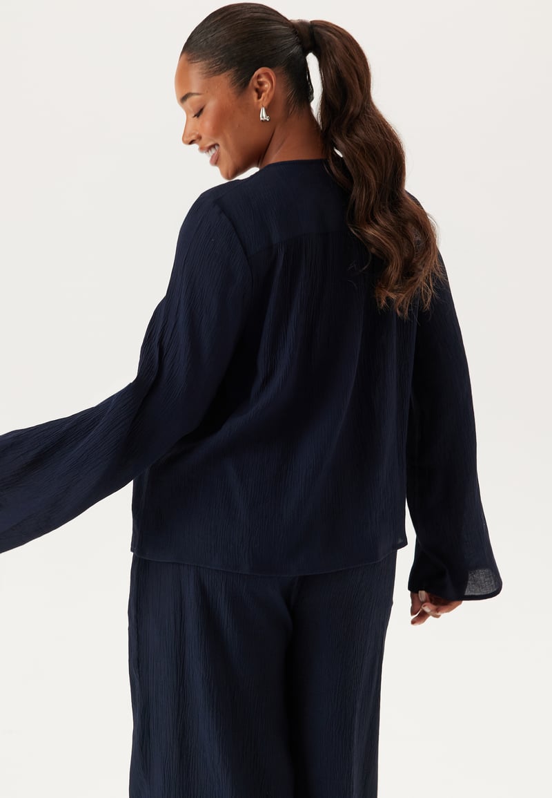 Happy Holly Crinkle Blouse
