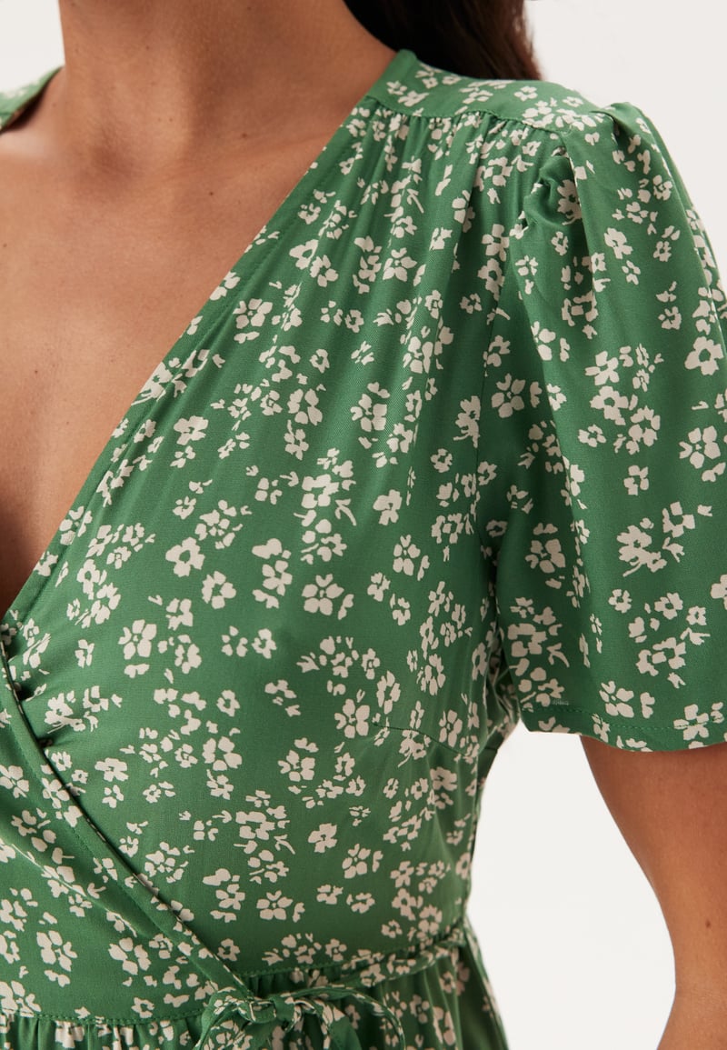 Happy Holly Evie Puff Sleeve Midi Wrap Dress