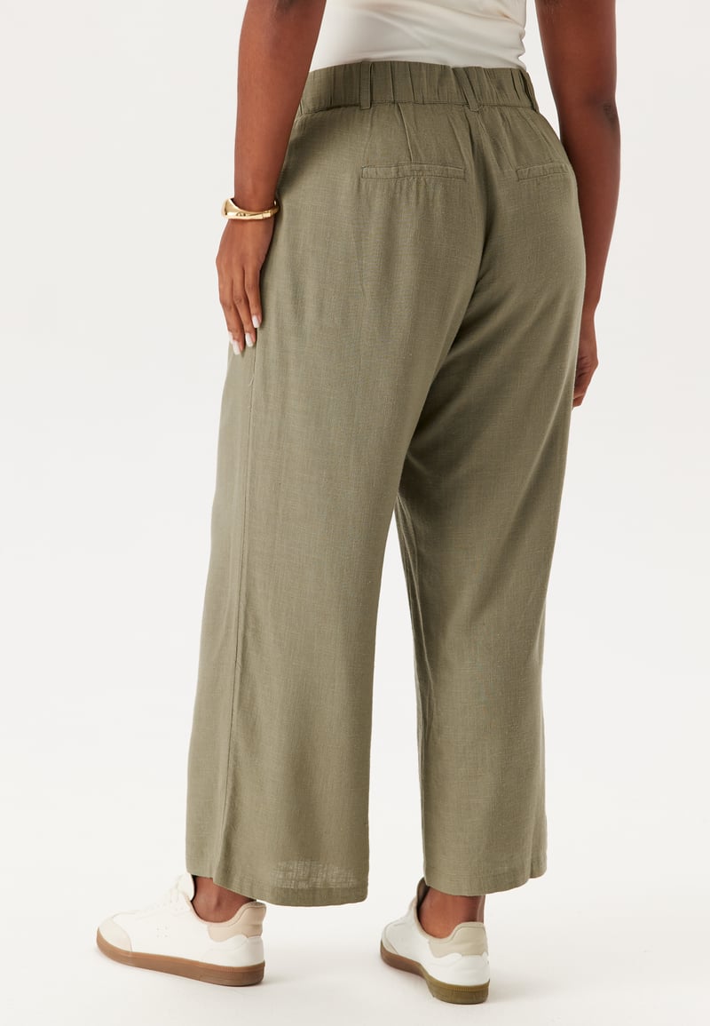 Happy Holly Linen Pants