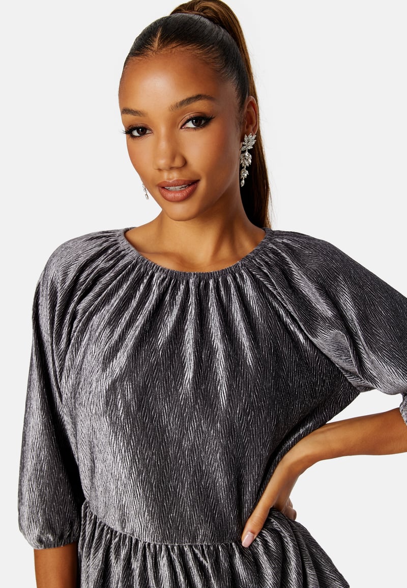 Happy Holly Perline puff sleeve top
